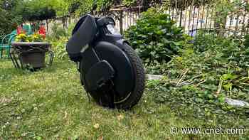 InMotion V11 EUC Review: Smoothest Ride, On or Off Road     - CNET