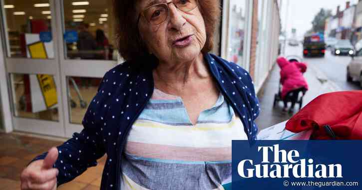 ‘You could get everything here’: Wilko customers make final shopping trip as closures begin