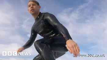 Cornwall holidaymakers need rip current warnings, says surfer