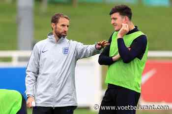 Southgate neemt verdediger in bescherming na nieuw knullig moment: "Ken geen speler die ooit zo behandeld is"