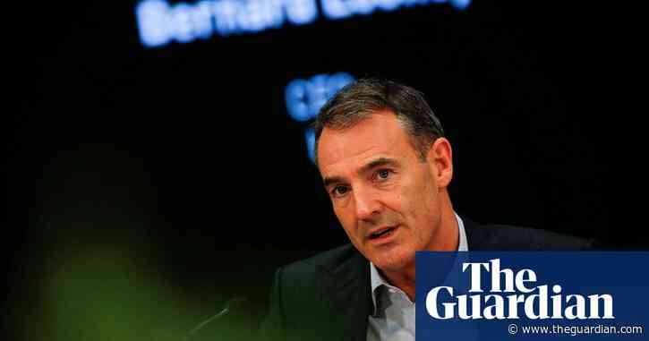BP boss Bernard Looney resigns after failing to reveal relationships with colleagues