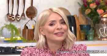 Holly Willoughby makes This Morning 'swearing' apology as guest causes ITV studio panic