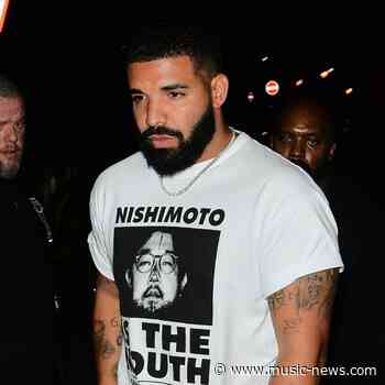 Drake calls out security after fan invades stage