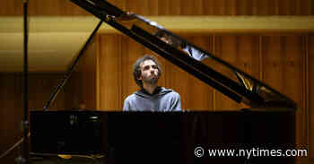 Alexandre Kantorow Wins Surprise, Prestigious Piano Award