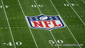 NFLPA calls for 'moving all stadium fields' to natural grass in wake of Aaron Rodgers' season-ending injury