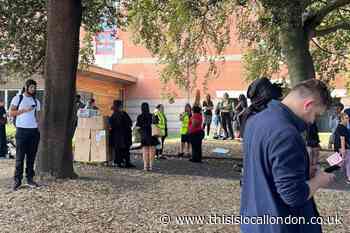 The Glades Bromley Shopping Centre fire: 500 people evacuated