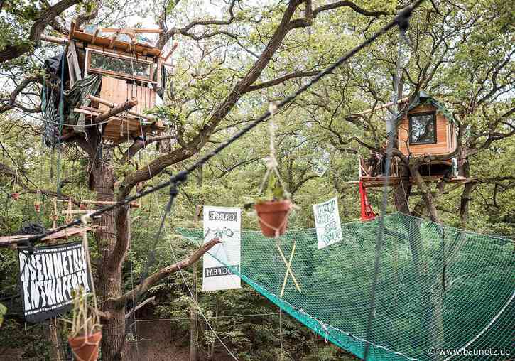 Von Barrikade bis Sekundenkleber - Ausstellung in Frankfurt am Main