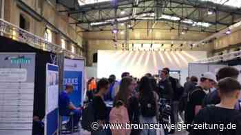 Warnmeldungen auf der Jobbörse in der Gebläsehalle