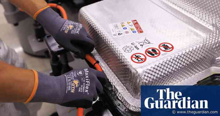 EU moves to cut dependency on China for battery and solar panel materials