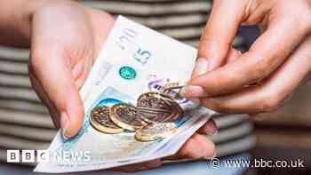 Cash payments rise for first time in 10 years