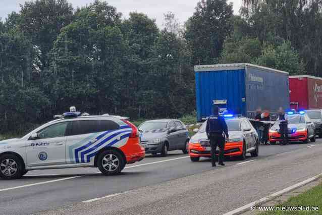 Twee mannen opgepakt in onderzoek naar schietpartij op Uilmolenweg: “Geen aanwijzingen dat er een link is met drugsmilieu”