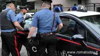 'Strozzato' dal prestito viene accoltellato dagli usurai