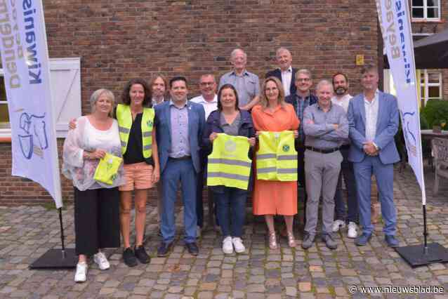 Kiwanis Beyaert schenkt duizend hesjes aan scholen en organisaties