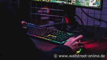 Fallendes Messer?: Cathie Wood kauft diese Aktie, die um 43 Prozent eingebrochen ist