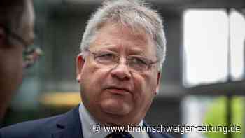 BND-Chef warnt vor Cyber-Angriffen auf LNG-Terminals