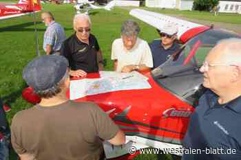 Familientreffen unter Flugzeugflügeln