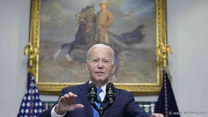 Biden sending top aides to Detroit to help with auto strike, says employers should share profits