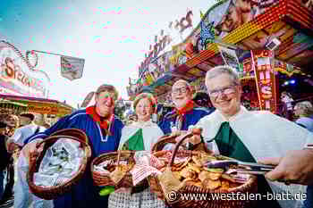 Katharinenmarkt in Delbrück am Hochzeitstag des Bürgermeisters feierlich eröffnet