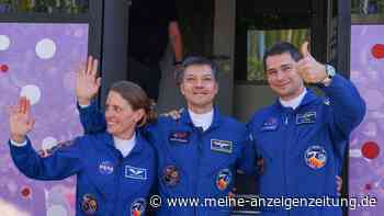 Zwei Russen und US-Astronautin sind zur ISS geflogen
