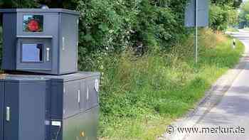 Gegen  Gehwegparker und Raser: Lässt Raisting bald Knöllchen verteilen?