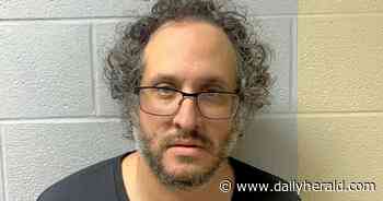 Sex offender arrested at Glenview school