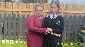 Holderness Academy pupil put in isolation over wrong skirt brand