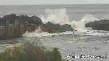 Lee hits the Maritimes with flooding, high waves and power outages