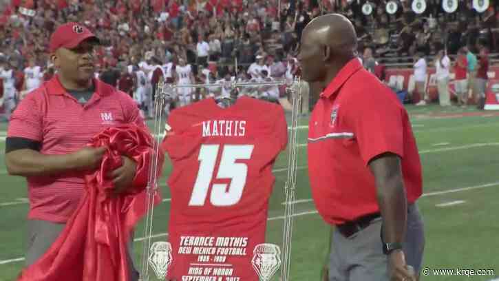 Mathis going into College Football Hall of Fame