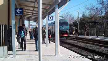 Oltre duecento treni regionali cancellati: pendolari e studenti restano fuori dalla città