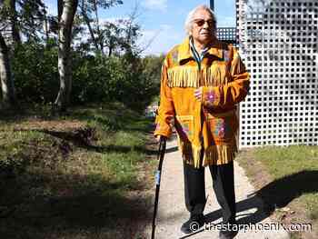 Cree elder, 98, crafts stunning moose hide jacket