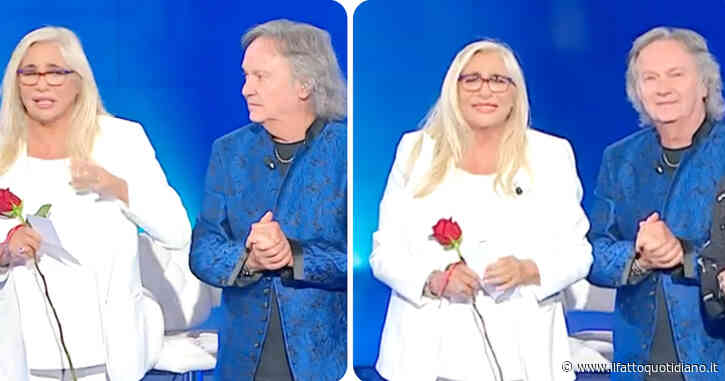 Domenica In, Mara Venier e lo scoop su Red Canzian dei Pooh: “Non lo sa nessuno”. Gelo in studio