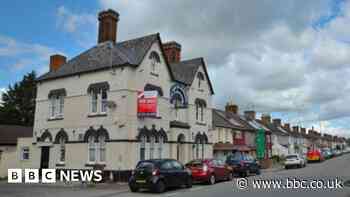 Closed town pub could become flats