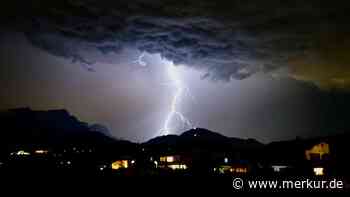 Gewitter und Sturmböen zum Wochenstart: Wetter-Wende bricht über Bayern herein