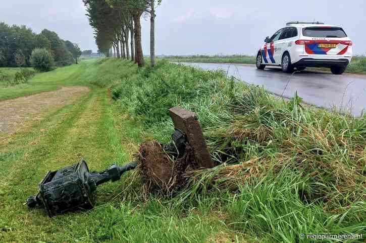 Brievenbussen langs Westdijk in Westbeemster vernield en gestolen