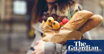 Marks & Spencer replaces plastic bags for life with paper ones