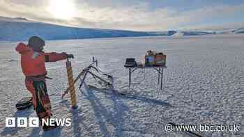 Antarctic sea-ice at 'mind-blowing' low alarms experts
