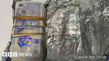 Harwich: Cash concealed as sandwiches seized at port