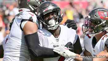 Buccaneers' Shaquil Barrett dedicates pick-six in win over Bears to late daughter