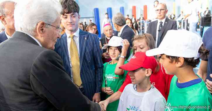 Mattarella: “I figli di migranti nelle nostre scuole sono un grande potenziale per il Paese, isolarli produce rischi per l’intera società”