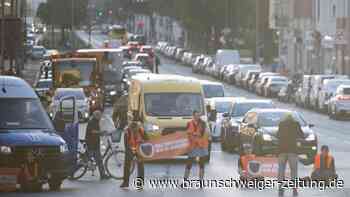 Letzte Generation mit 20 Straßenblockaden in Berlin