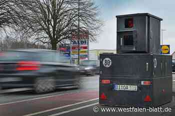 Blitzer besprüht: Polizei Bielefeld sucht Zeugen