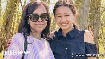 Bournemouth beach deaths: Sunnah Khan in sea nearly an hour