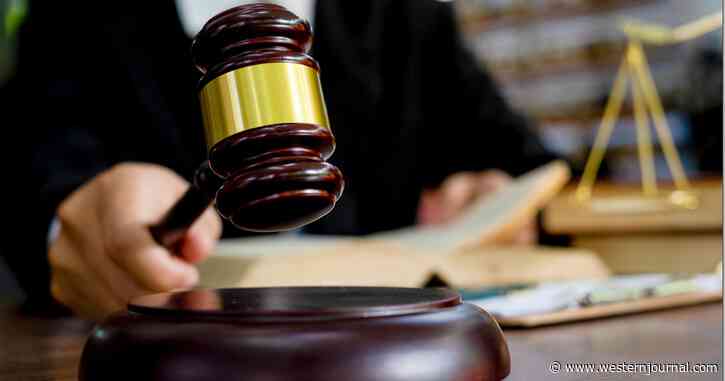 Pro-Life Women in Their 70s Found Guilty of Felony After Protesting at DC Abortion Clinic