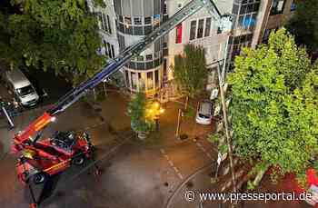 FW-MH: Maibaum droht umzustürzen