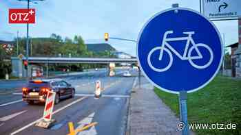 Direkt im Stadtzentrum von Jena: Pop-up-Radweg bringt eigene Spur für Radfahrer
