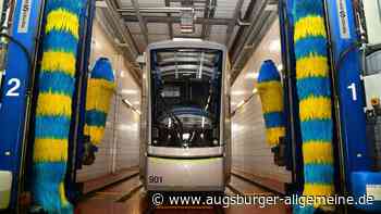 Augsburger Stadtwerke präsentieren neue Straßenbahn – und feiern Jubiläum