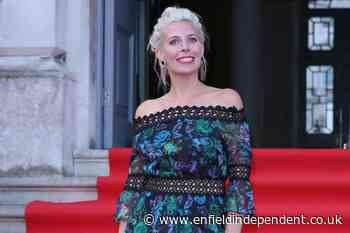 Sara Pascoe claims there are 2 comedians that are predators