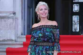 Sara Pascoe claims there are 2 comedians that are predators