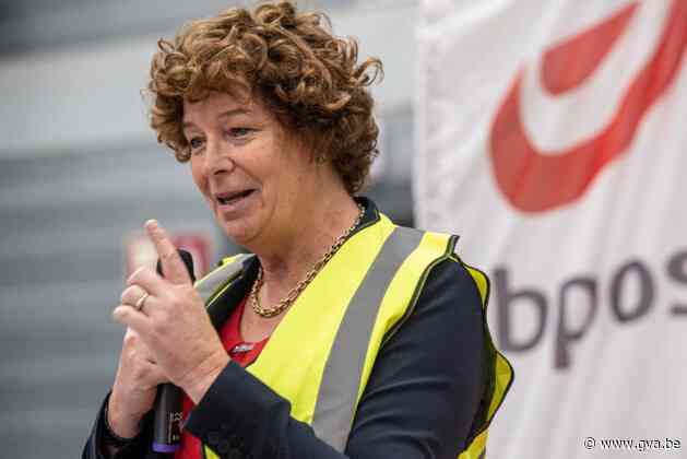 Minister De Sutter wil dat Bpost en Proximus bekendmaken wat kloof is tussen loon van werknemers en dat van CEO