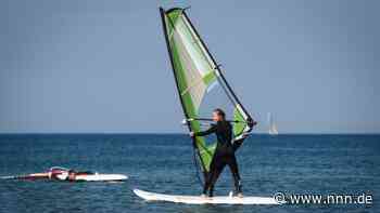 Surfen auf der Ostsee: Mein Versuch, in vier Stunden Windsurfen zu lernen